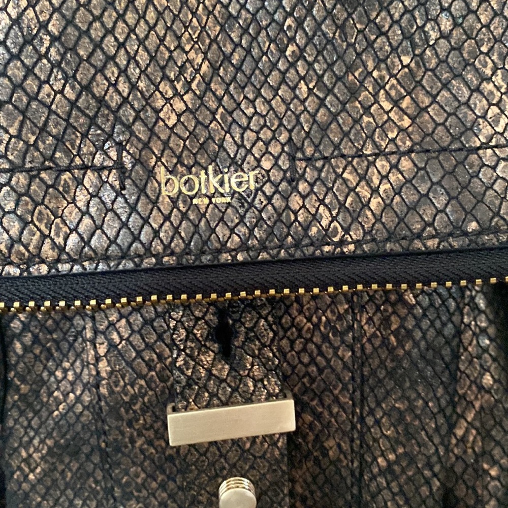 Botkier backpack and convertible crossbody - Picture 2 of 11